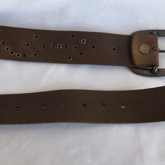 Brown belt with rustic brass buckle and studs, size M - Picture 6 of 6